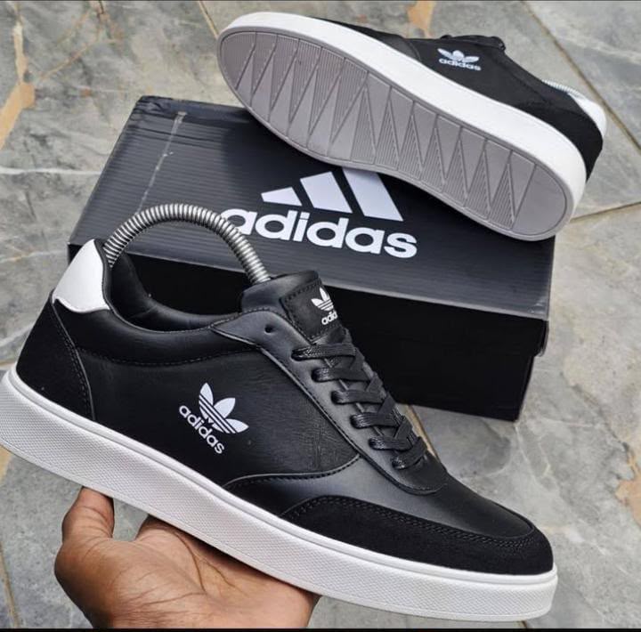 Adidas logo