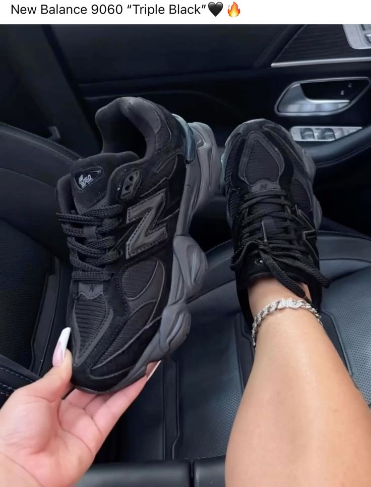 New Balance 9060 Black - New Balance Sneakers | Mars Collection