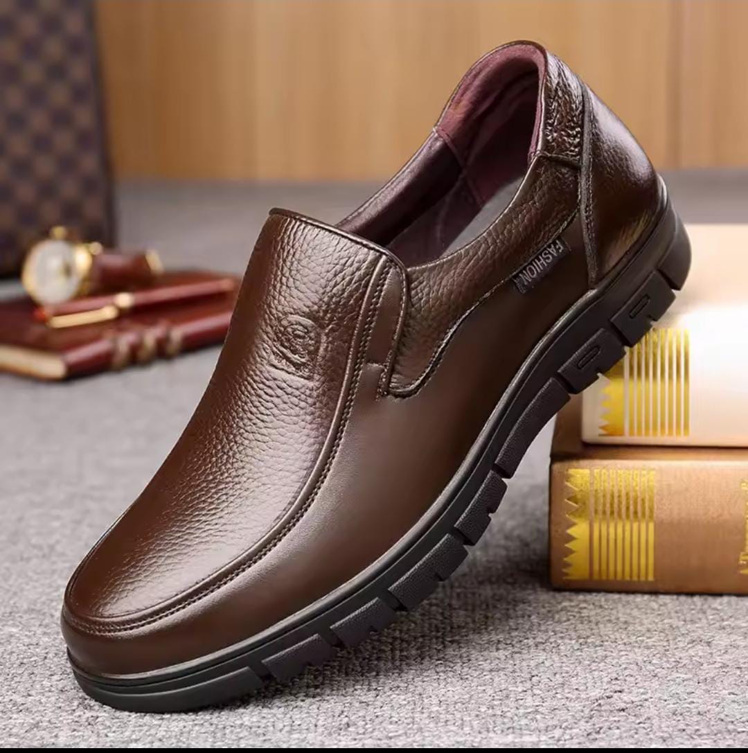 Laceless Coffee Brown Casual Shoes image 2