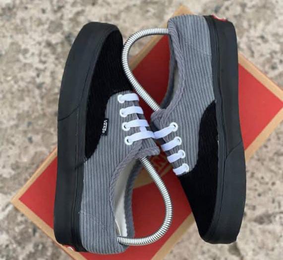 Corduroy Vans Sneakers – Black & Grey image 3