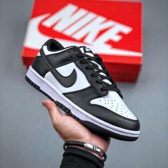 Sb dunk black white image 2