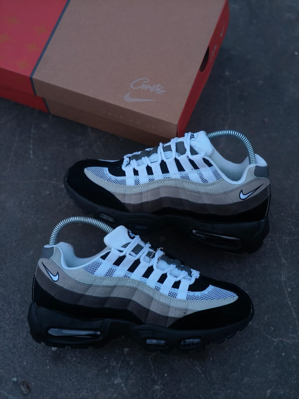 Airmax 95 white - Nike Sneakers | Mars Collection