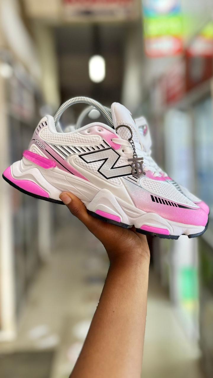 New Balance 2000R Pinkwhite image 2