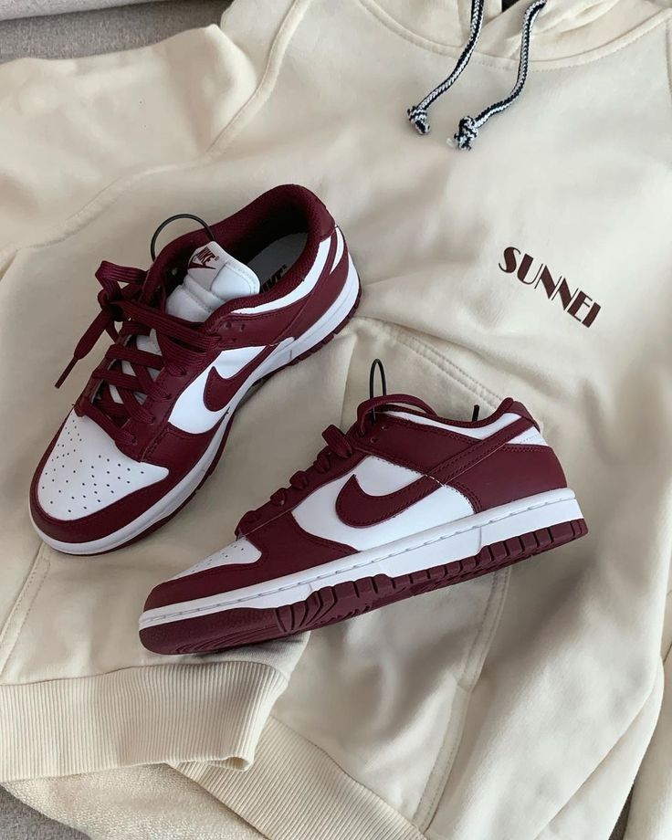Nike SB Dunk Maroon White Sneakers image 2